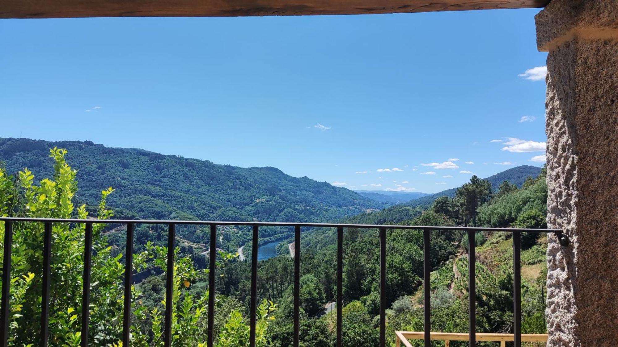Xiravai-Ribeira Sacra Villa Peares Eksteriør bilde